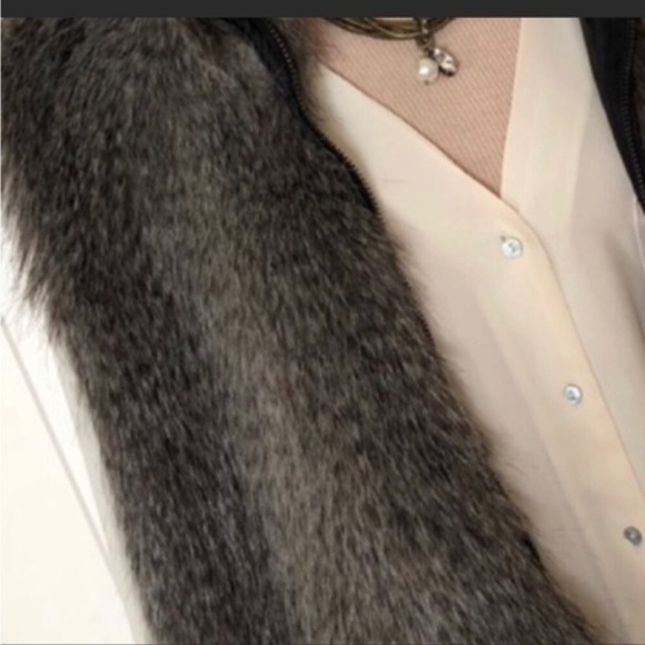 Faux Fur Vest by Takara - Picture 5 of 7